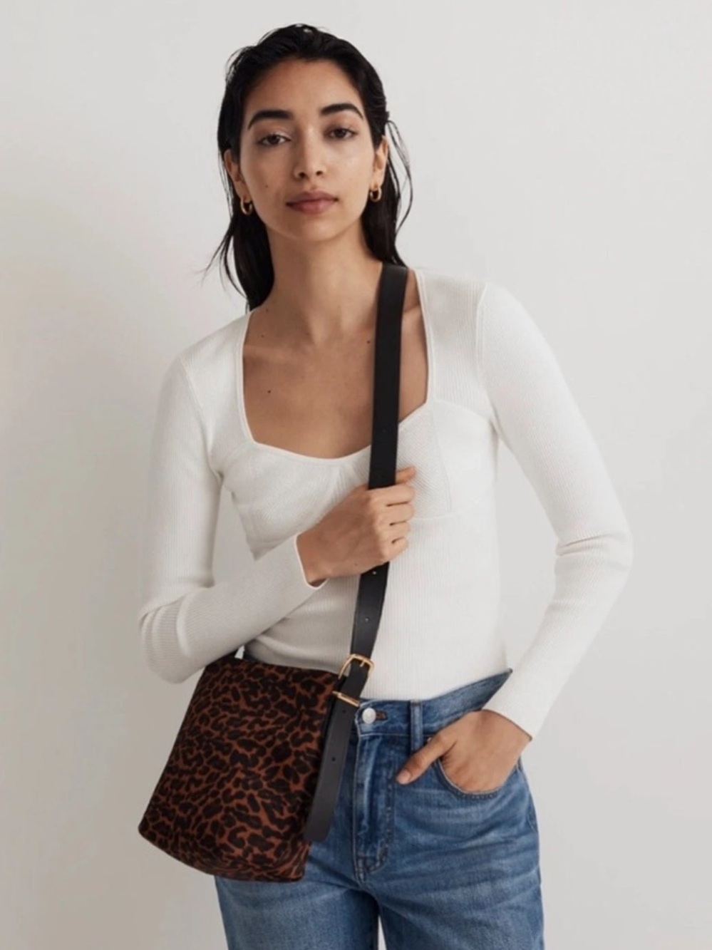 Madewell the essential mini bucket tote in leopard print dark carob multi - Picture 3 of 16